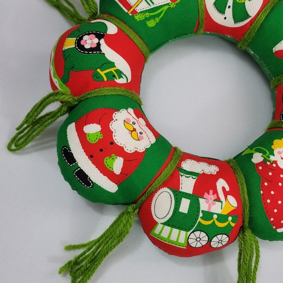 Vintage Christmas Fabric Stuffed Wreath - Picture 4 of 12